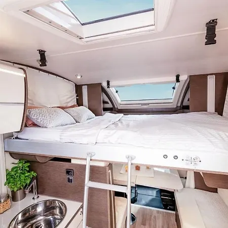 Swiss Camp Autocaravanas Camping