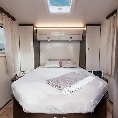 Swiss Camp Autocaravanas * Porto